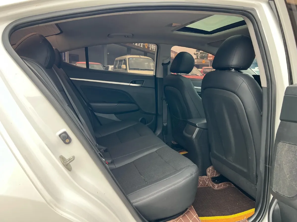 2016 Hyundai Elantra 1.6L 130HP L4 6AT,autocango,china used car exporter,china ev exporter,chinese used car exporter,chinese used ev exporter