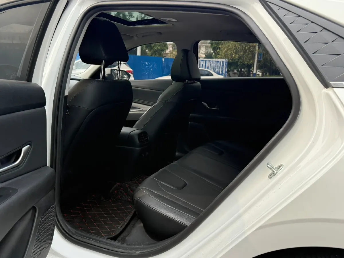 2023 Hyundai Elantra 1.5L 115HP L4 CVT,autocango,china used car exporter,china ev exporter,chinese used car exporter,chinese used ev exporter