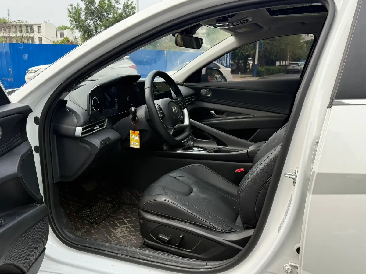 2023 Hyundai Elantra 1.5L 115HP L4 CVT,autocango,china used car exporter,china ev exporter,chinese used car exporter,chinese used ev exporter