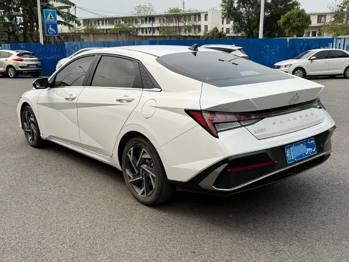 2023 Hyundai Elantra 1.5L 115HP L4 CVT,autocango,china used car exporter,china ev exporter,chinese used car exporter,chinese used ev exporter