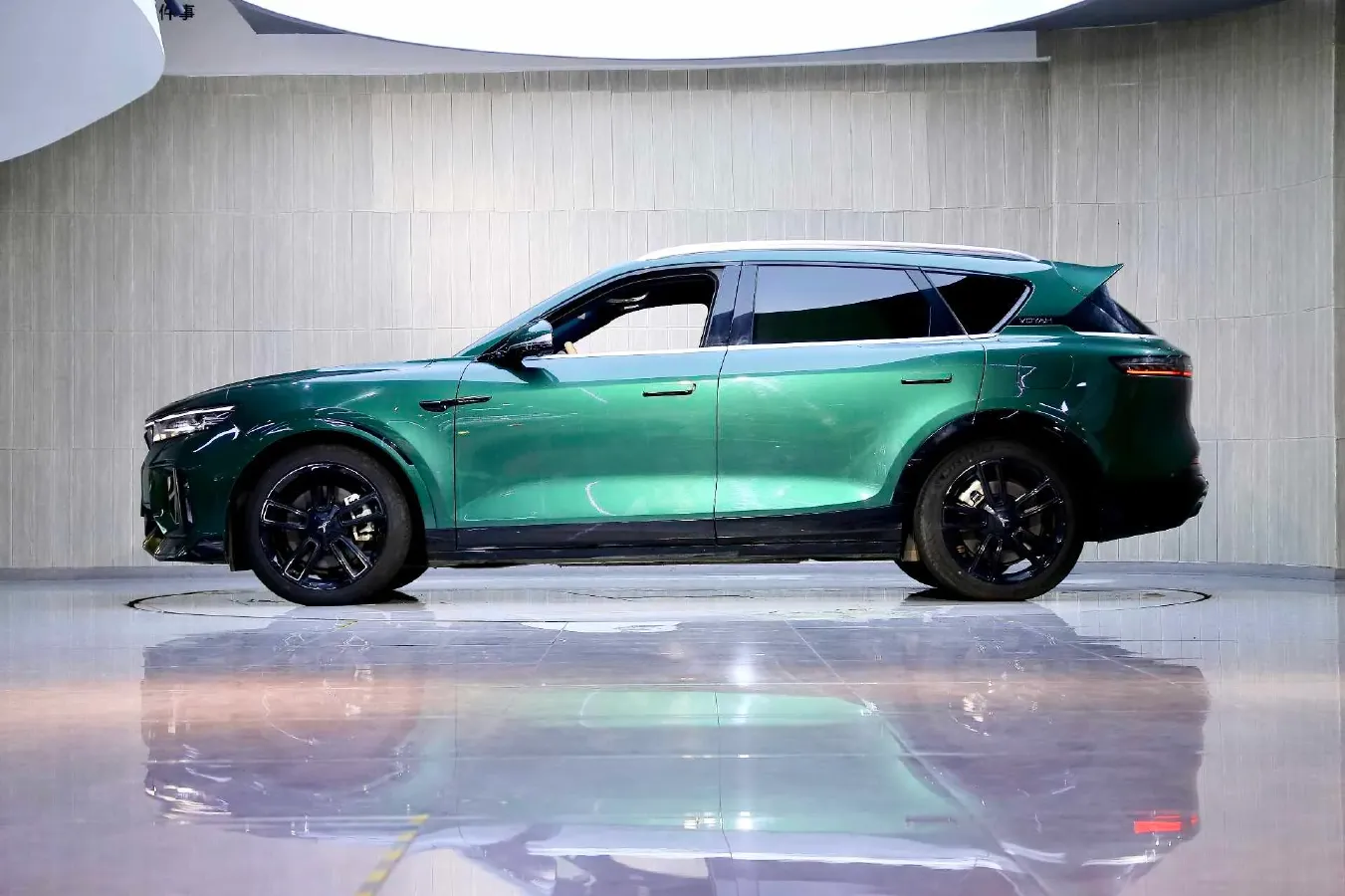 2024 Voyah FREE 1.5T 150HP L4 REEV 39.2KWH,autocango,china used car exporter,china ev exporter,chinese used car exporter,chinese used ev exporter