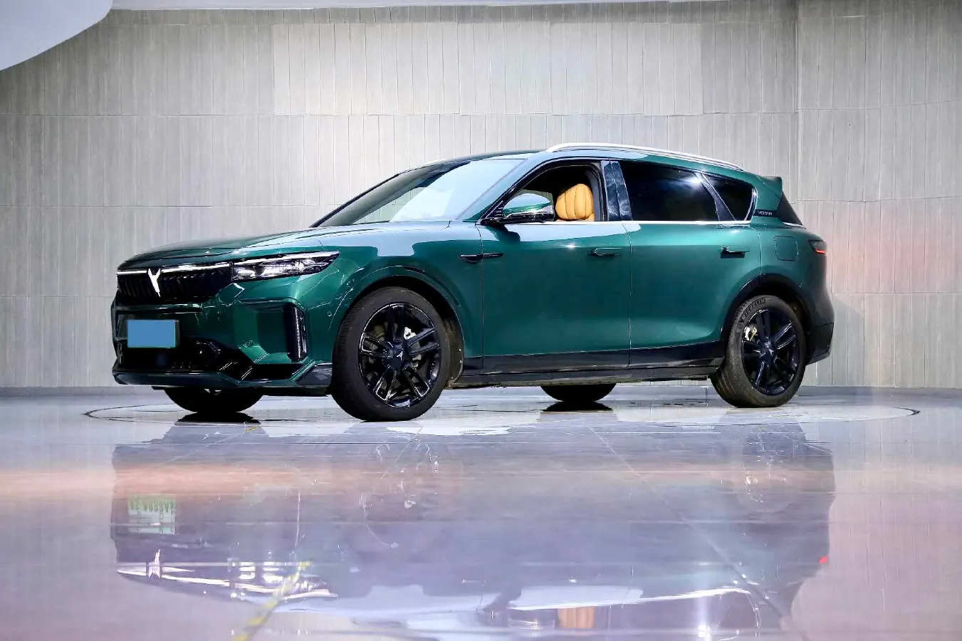 2024 Voyah FREE 1.5T 150HP L4 REEV 39.2KWH,autocango,china used car exporter,china ev exporter,chinese used car exporter,chinese used ev exporter