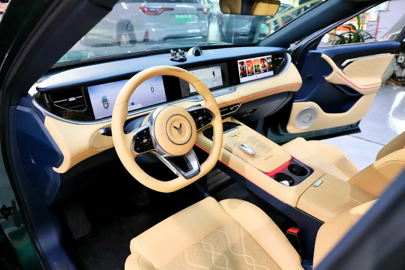 2024 Voyah FREE 1.5T 150HP L4 REEV 39.2KWH,autocango,china used car exporter,china ev exporter,chinese used car exporter,chinese used ev exporter