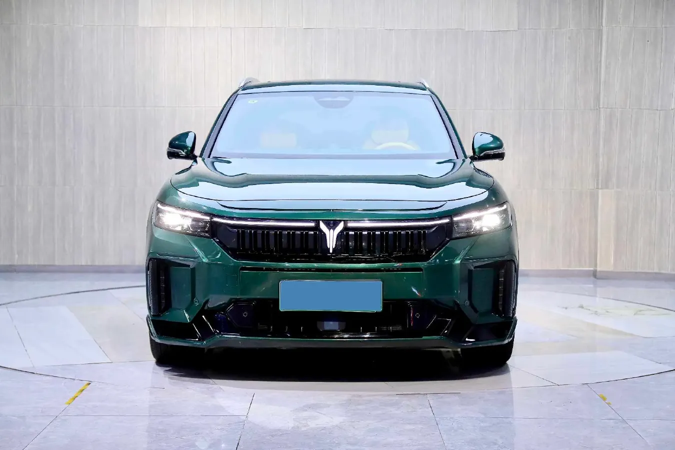 2024 Voyah FREE 1.5T 150HP L4 REEV 39.2KWH,autocango,china used car exporter,china ev exporter,chinese used car exporter,chinese used ev exporter