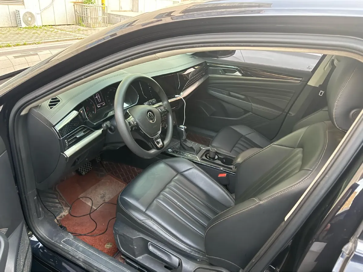 2020 Volkswagen Passat 1.4T 150HP L4 7DCT,autocango,china used car exporter,china ev exporter,chinese used car exporter,chinese used ev exporter