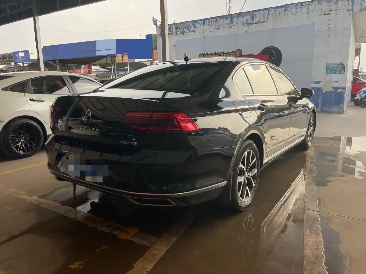 2020 Volkswagen Magotan 2.0T 186HP L4 7DCT,autocango,china used car exporter,china ev exporter,chinese used car exporter,chinese used ev exporter