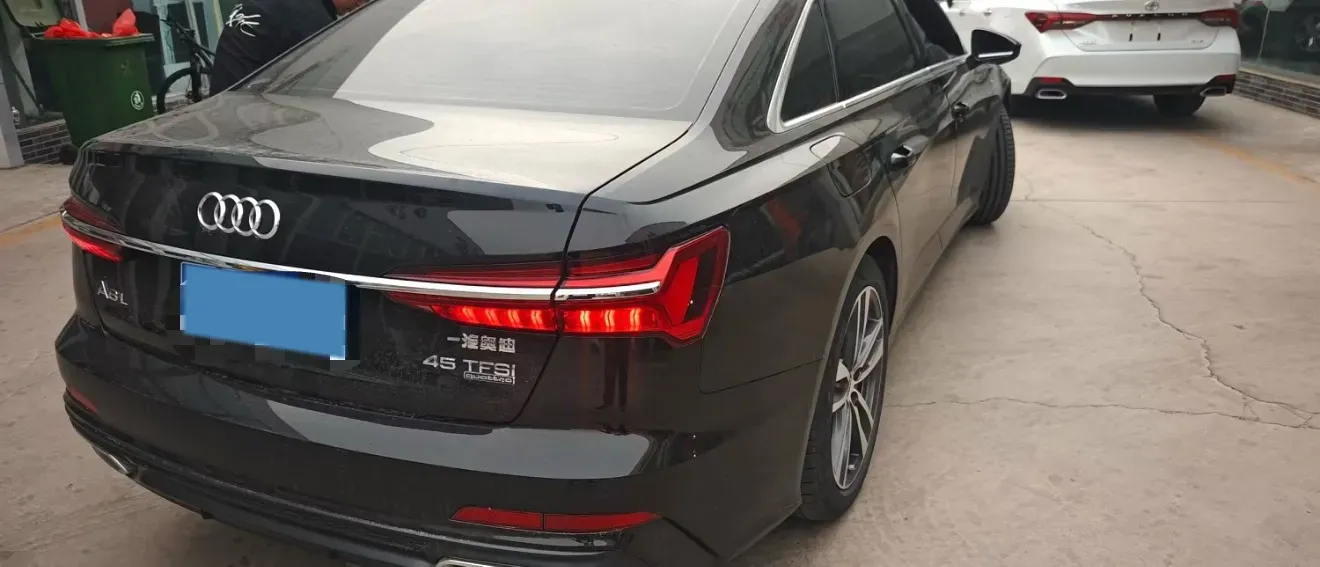 2020 Audi A6L 2.0T 190HP L4 7DCT,autocango,china used car exporter,china ev exporter,chinese used car exporter,chinese used ev exporter