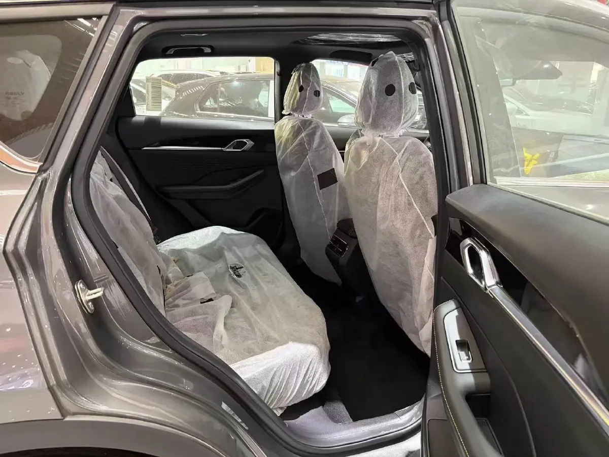 2025 Geely Coolray 1.5T 181HP L4 7DCT,autocango,china used car exporter,china ev exporter,chinese used car exporter,chinese used ev exporter