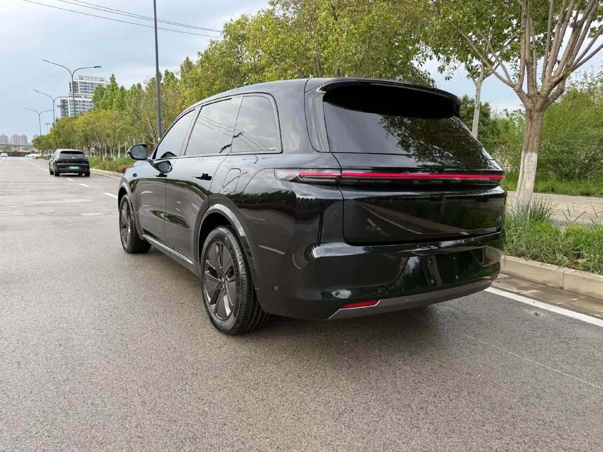 2024 Volvo S60 2.0T 197HP L4 7DCT,autocango,china used car exporter,china ev exporter,chinese used car exporter,chinese used ev exporter