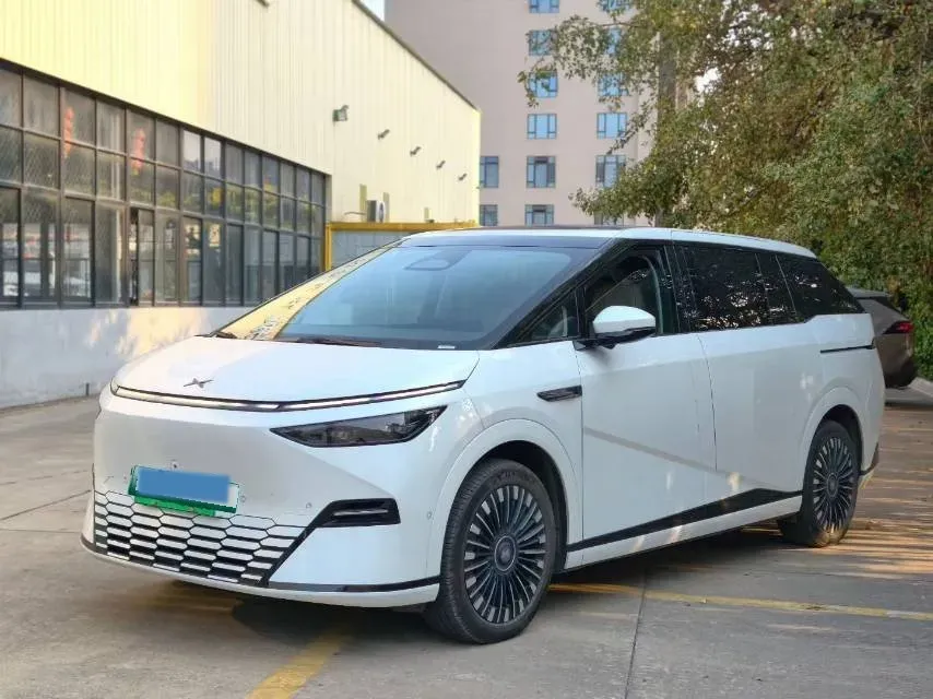 2025 Xpeng X9 BEV,autocango,china used car exporter,china ev exporter,chinese used car exporter,chinese used ev exporter