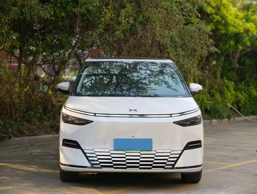 2025 Xpeng X9 BEV,autocango,china used car exporter,china ev exporter,chinese used car exporter,chinese used ev exporter