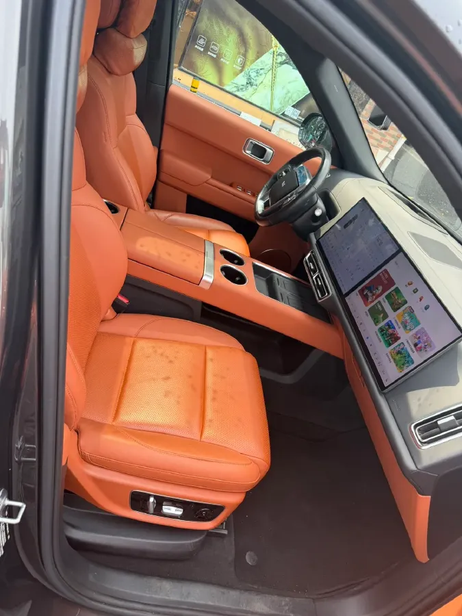 2024 Volvo S60 2.0T 197HP L4 7DCT,autocango,china used car exporter,china ev exporter,chinese used car exporter,chinese used ev exporter