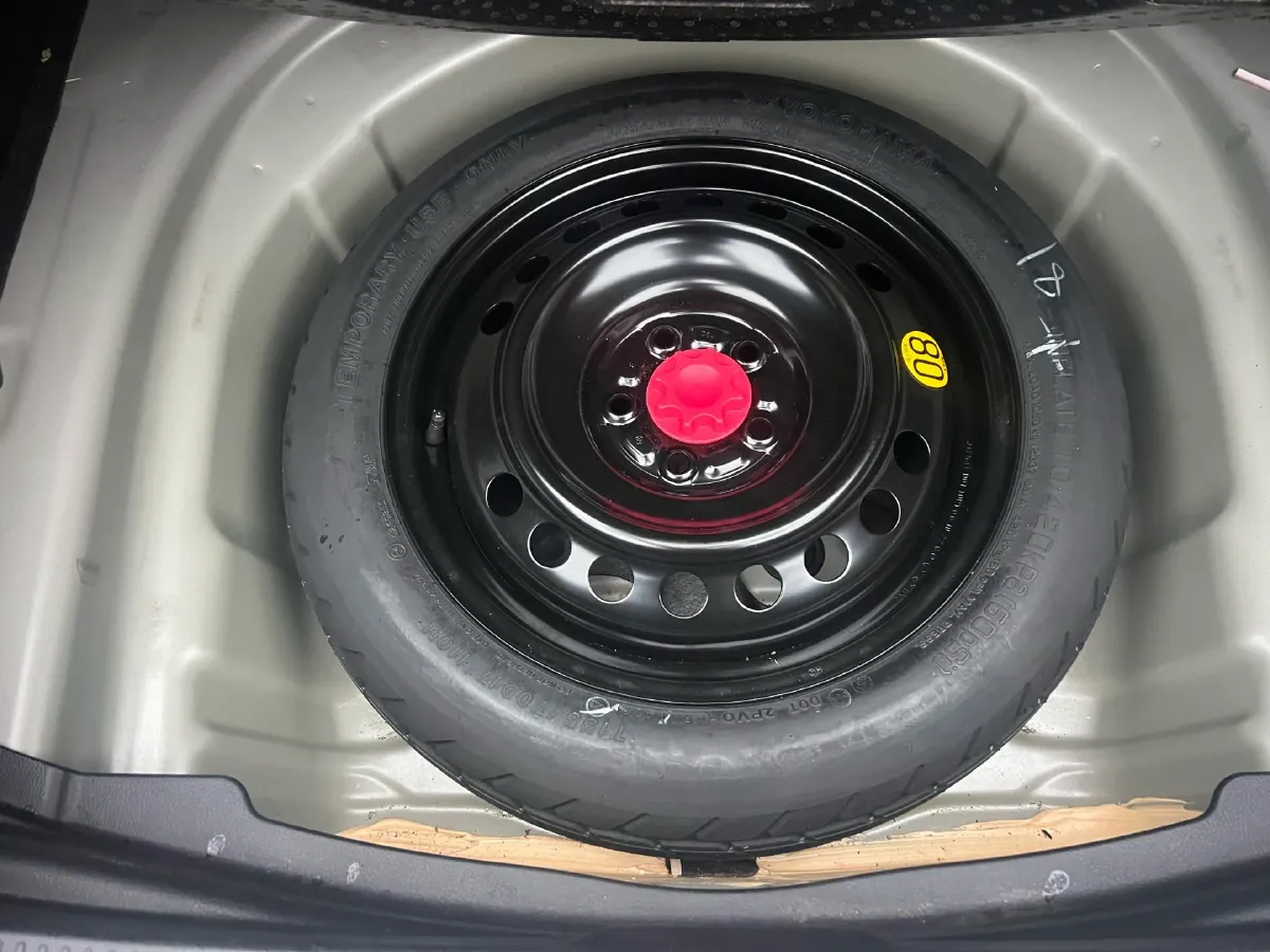 2023 Toyota Camry 2.5L 178HP L4 E-CVT Hybrid,autocango,china used car exporter,china ev exporter,chinese used car exporter,chinese used ev exporter