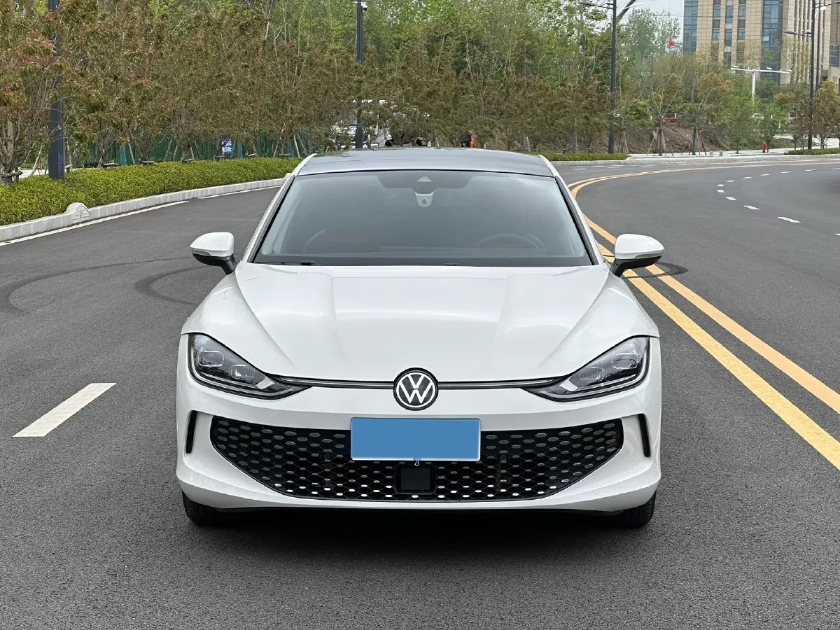 2023 Volkswagen Lamando 1.4T 150HP L4 7DCT,autocango,china used car exporter,china ev exporter,chinese used car exporter,chinese used ev exporter