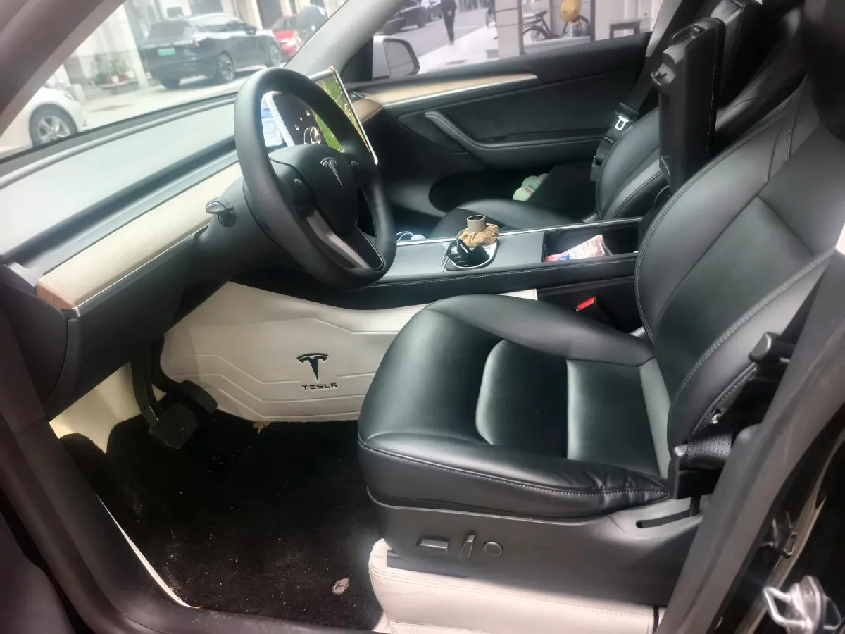 2021 MINI COUNTRYMAN 1.5T 136HP L3 8AT,autocango,china used car exporter,china ev exporter,chinese used car exporter,chinese used ev exporter