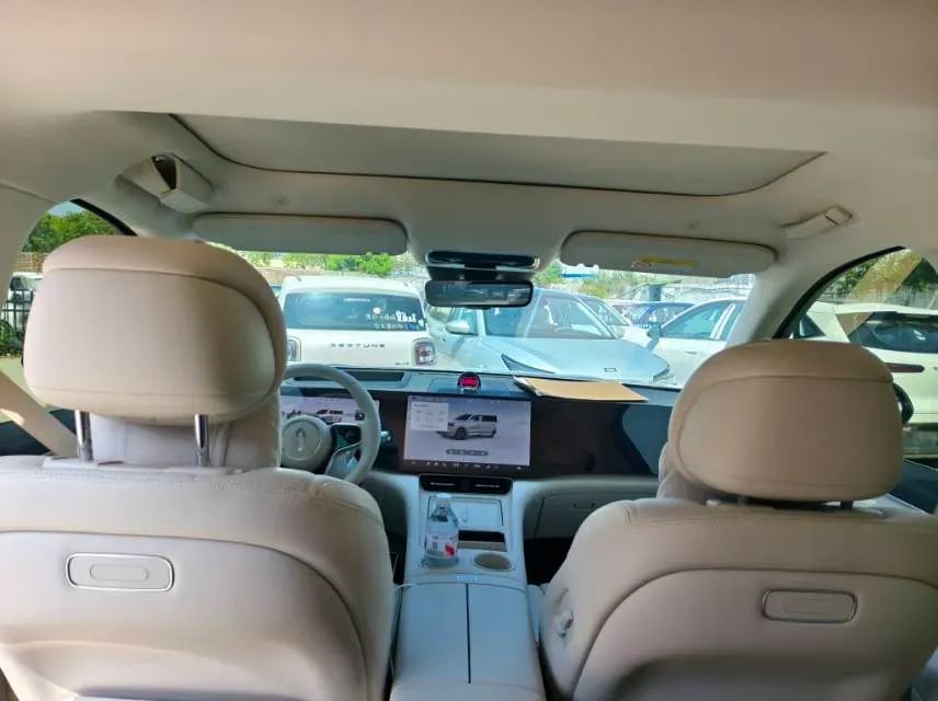 2025 Li L9 Range Extended 154HP REEV,autocango,china used car exporter,china ev exporter,chinese used car exporter,chinese used ev exporter