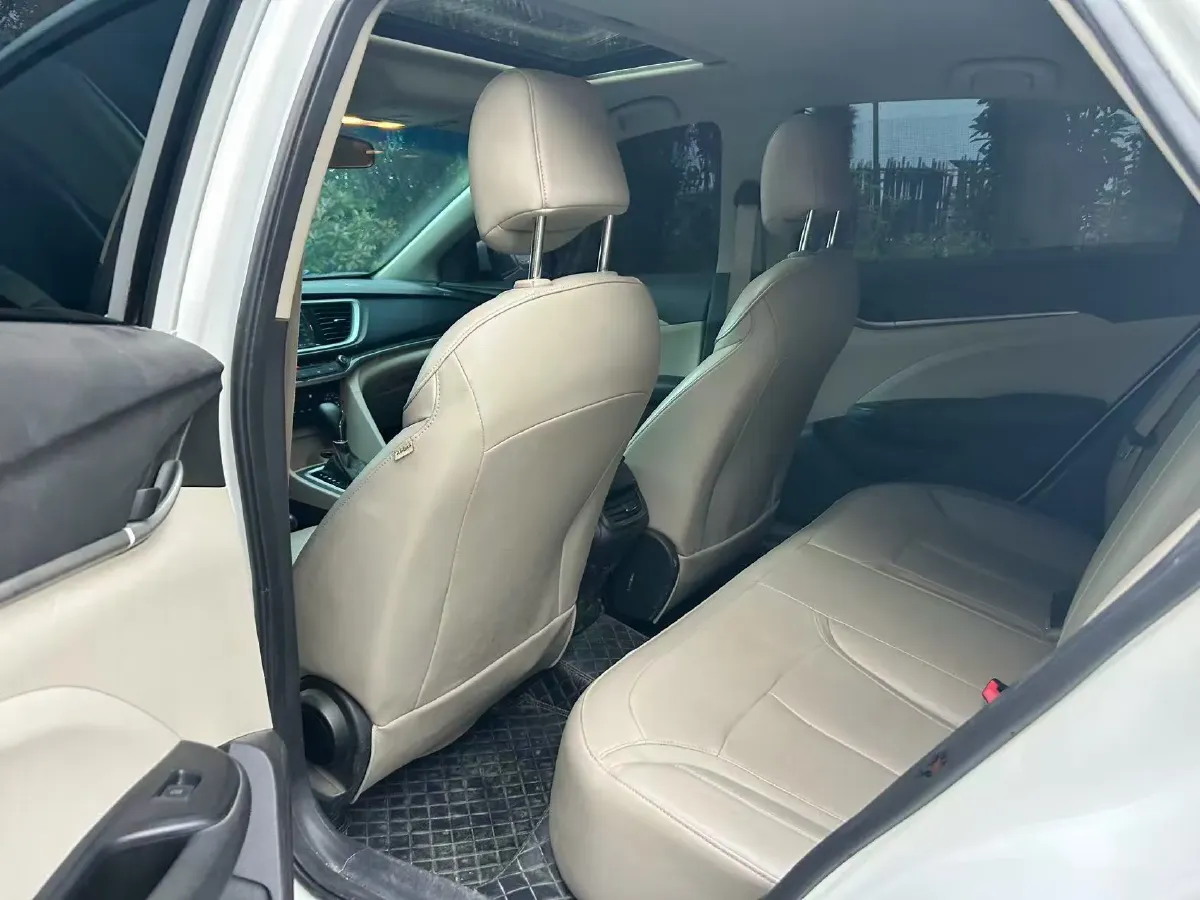 2020 Buick Encore 1.0T 125HP L3 6AT,autocango,china used car exporter,china ev exporter,chinese used car exporter,chinese used ev exporter