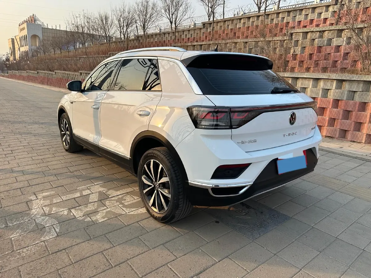 2023 Volkswagen T-Roc 1.4T 150HP L4 7DCT,autocango,china used car exporter,china ev exporter,chinese used car exporter,chinese used ev exporter