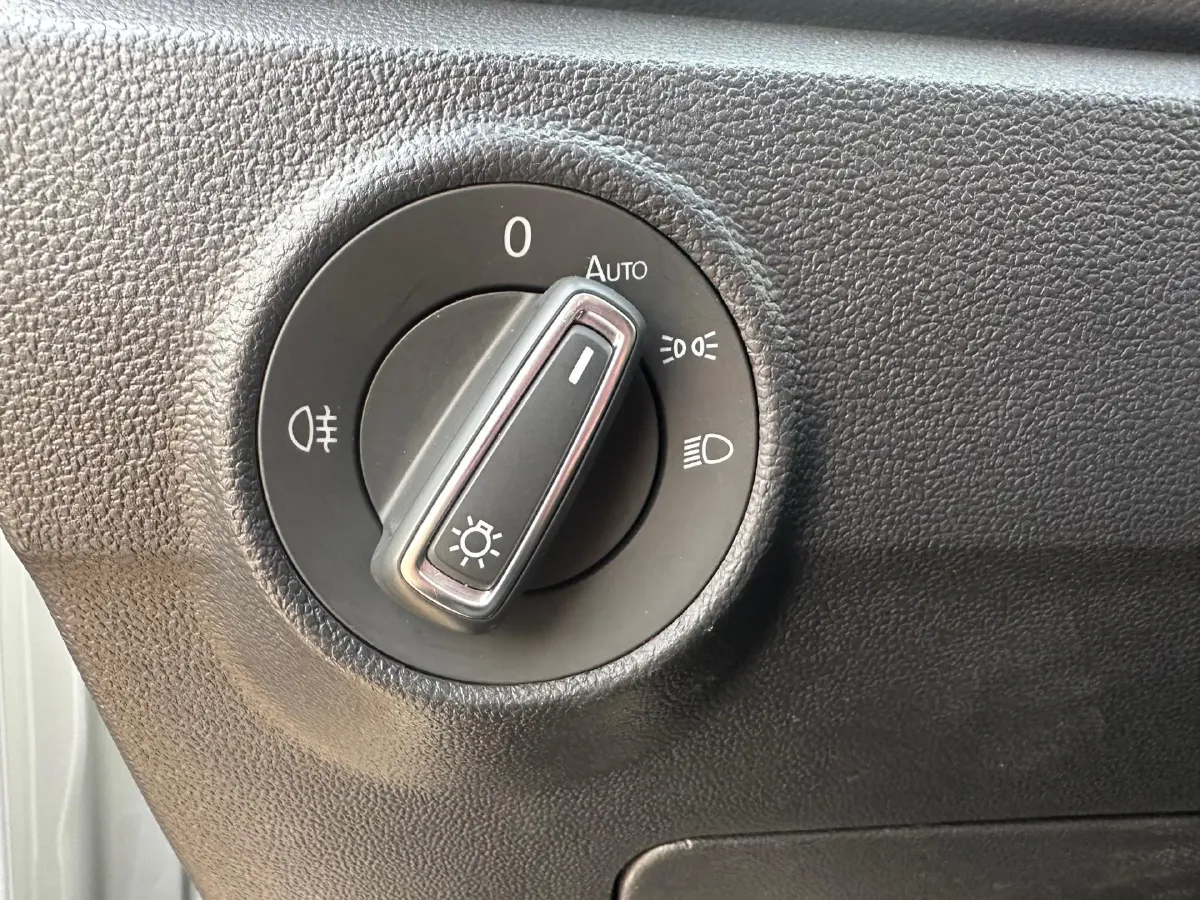 2023 Volkswagen T-Roc 1.4T 150HP L4 7DCT,autocango,china used car exporter,china ev exporter,chinese used car exporter,chinese used ev exporter