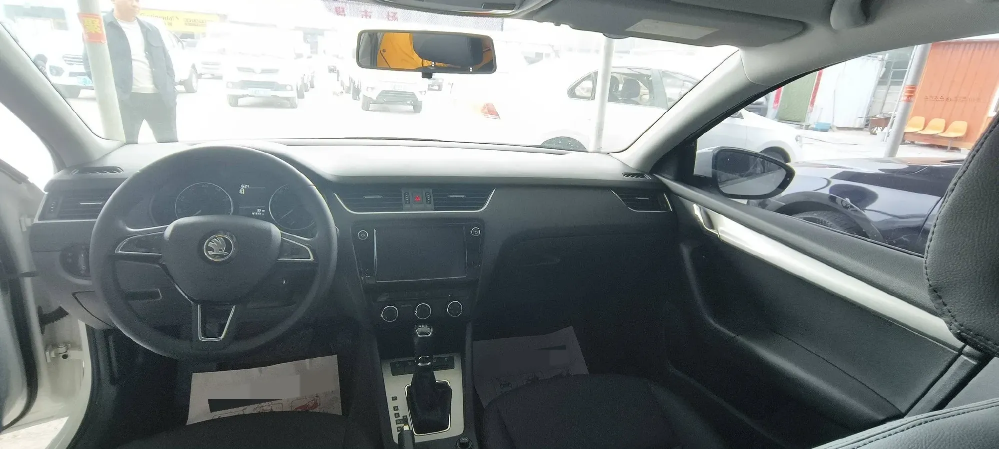 2018 Skoda Octavia 1.2T 116HP L4 7DCT,autocango,china used car exporter,china ev exporter,chinese used car exporter,chinese used ev exporter