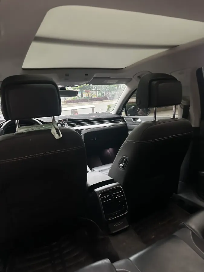 2020 Volkswagen Magotan 2.0T 186HP L4 7DCT,autocango,china used car exporter,china ev exporter,chinese used car exporter,chinese used ev exporter