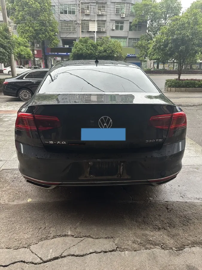 2020 Volkswagen Magotan 2.0T 186HP L4 7DCT,autocango,china used car exporter,china ev exporter,chinese used car exporter,chinese used ev exporter