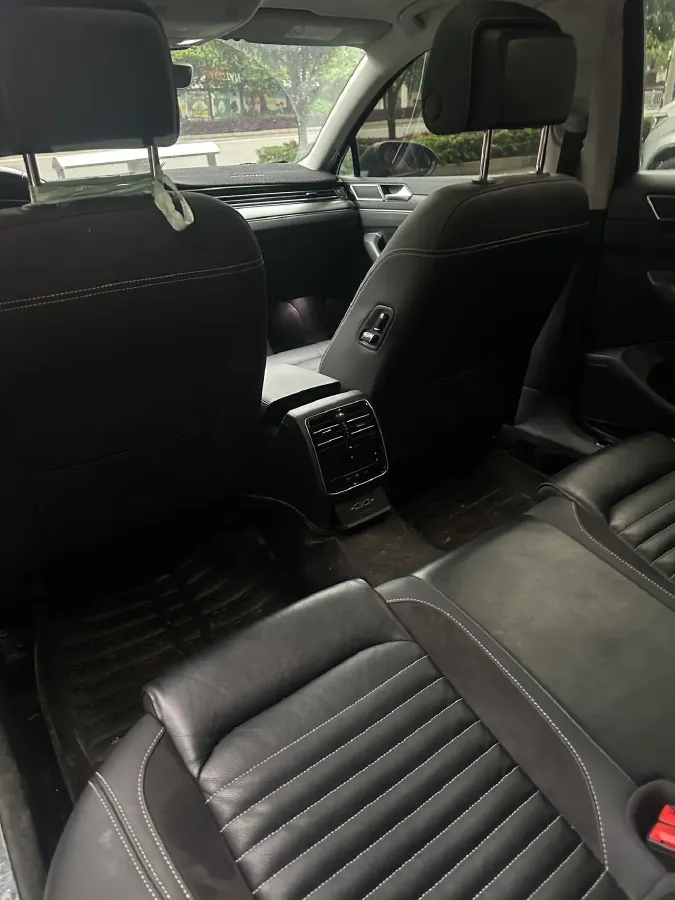 2020 Volkswagen Magotan 2.0T 186HP L4 7DCT,autocango,china used car exporter,china ev exporter,chinese used car exporter,chinese used ev exporter