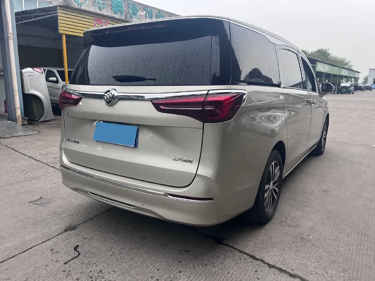 2021 Buick GL8 2.0T 237HP L4 9AT,autocango,china used car exporter,china ev exporter,chinese used car exporter,chinese used ev exporter