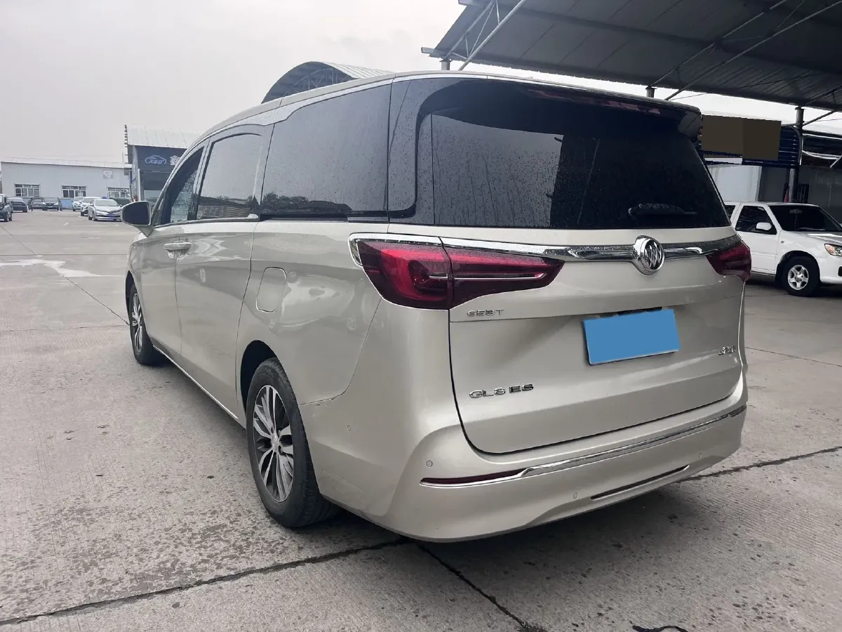 2021 Buick GL8 2.0T 237HP L4 9AT,autocango,china used car exporter,china ev exporter,chinese used car exporter,chinese used ev exporter