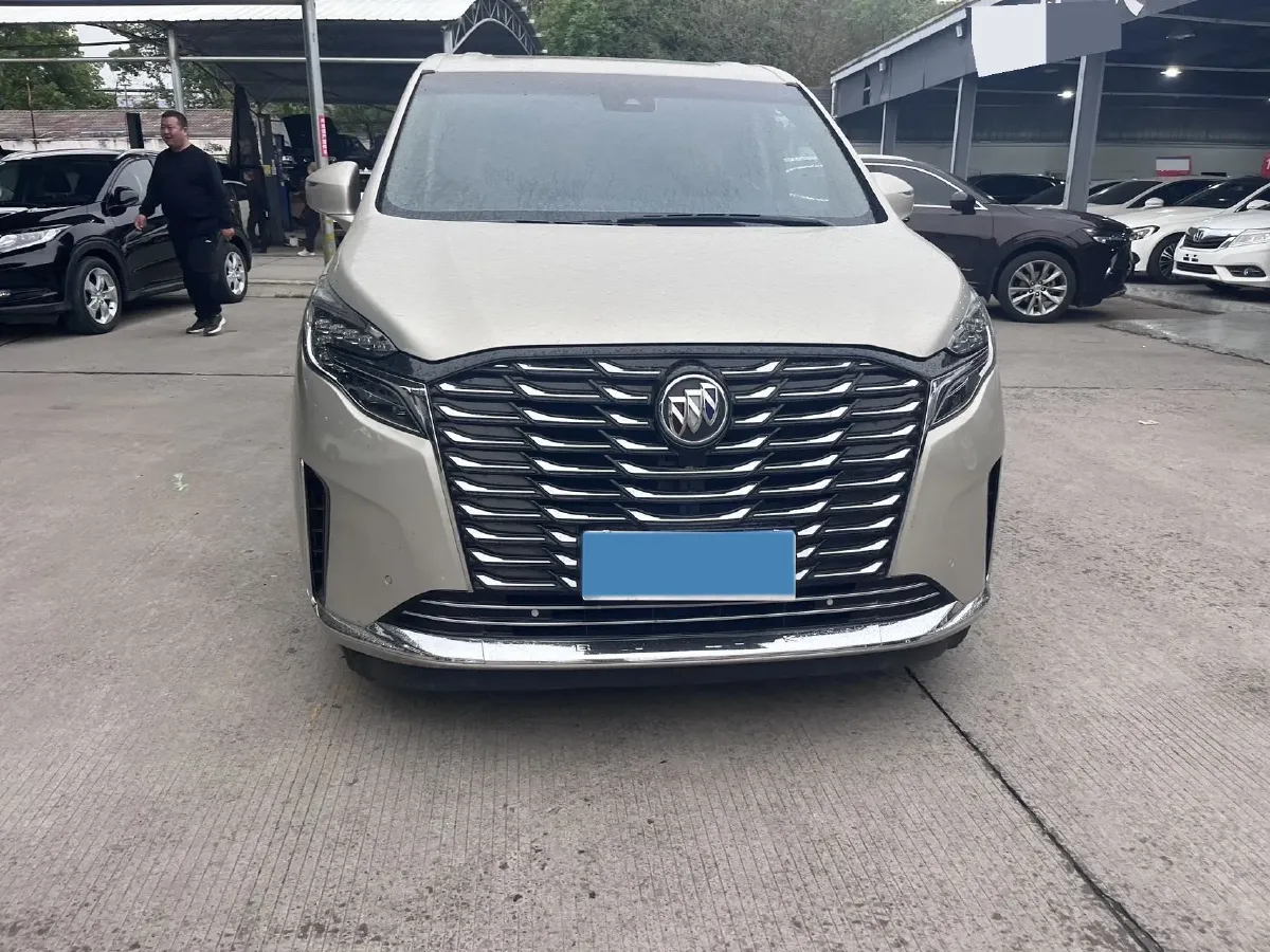 2021 Buick GL8 2.0T 237HP L4 9AT,autocango,china used car exporter,china ev exporter,chinese used car exporter,chinese used ev exporter