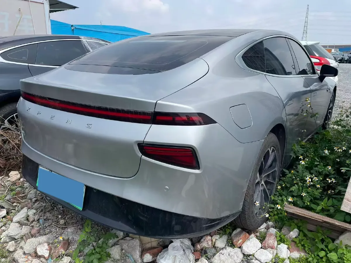 2022 Xpeng P7 BEV 83.1KWH,autocango,china used car exporter,china ev exporter,chinese used car exporter,chinese used ev exporter