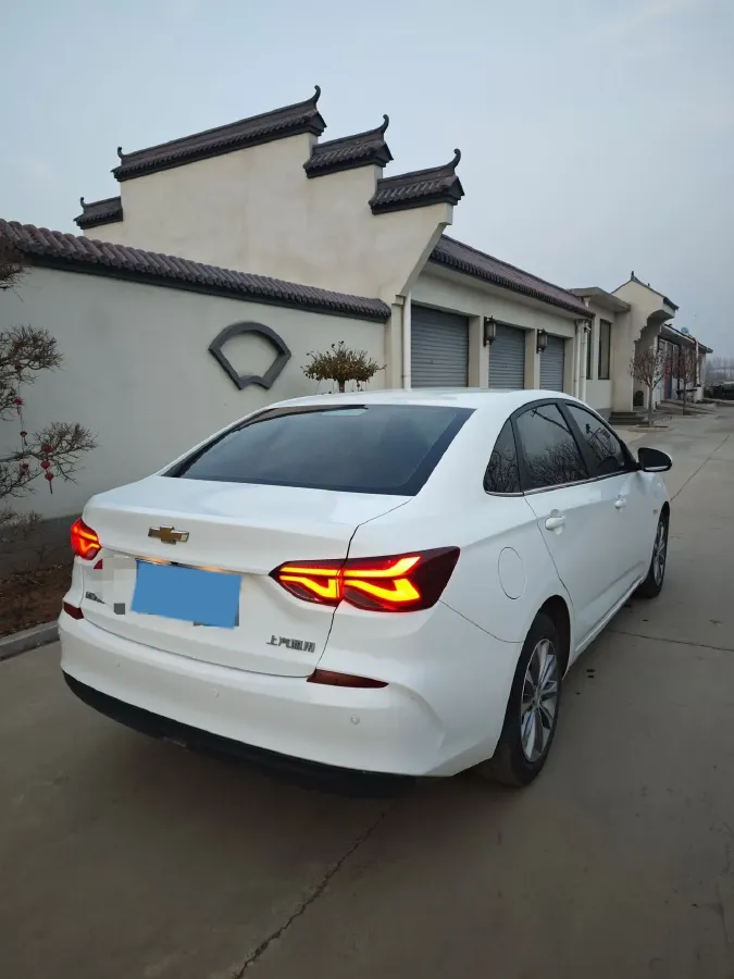 2020 Chevrolet Monza 1.5L 113HP L4 6AT,autocango,china used car exporter,china ev exporter,chinese used car exporter,chinese used ev exporter