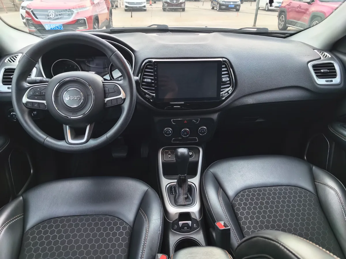 2017 Jeep Compass 1.4T 165HP L4 7DCT,autocango,china used car exporter,china ev exporter,chinese used car exporter,chinese used ev exporter