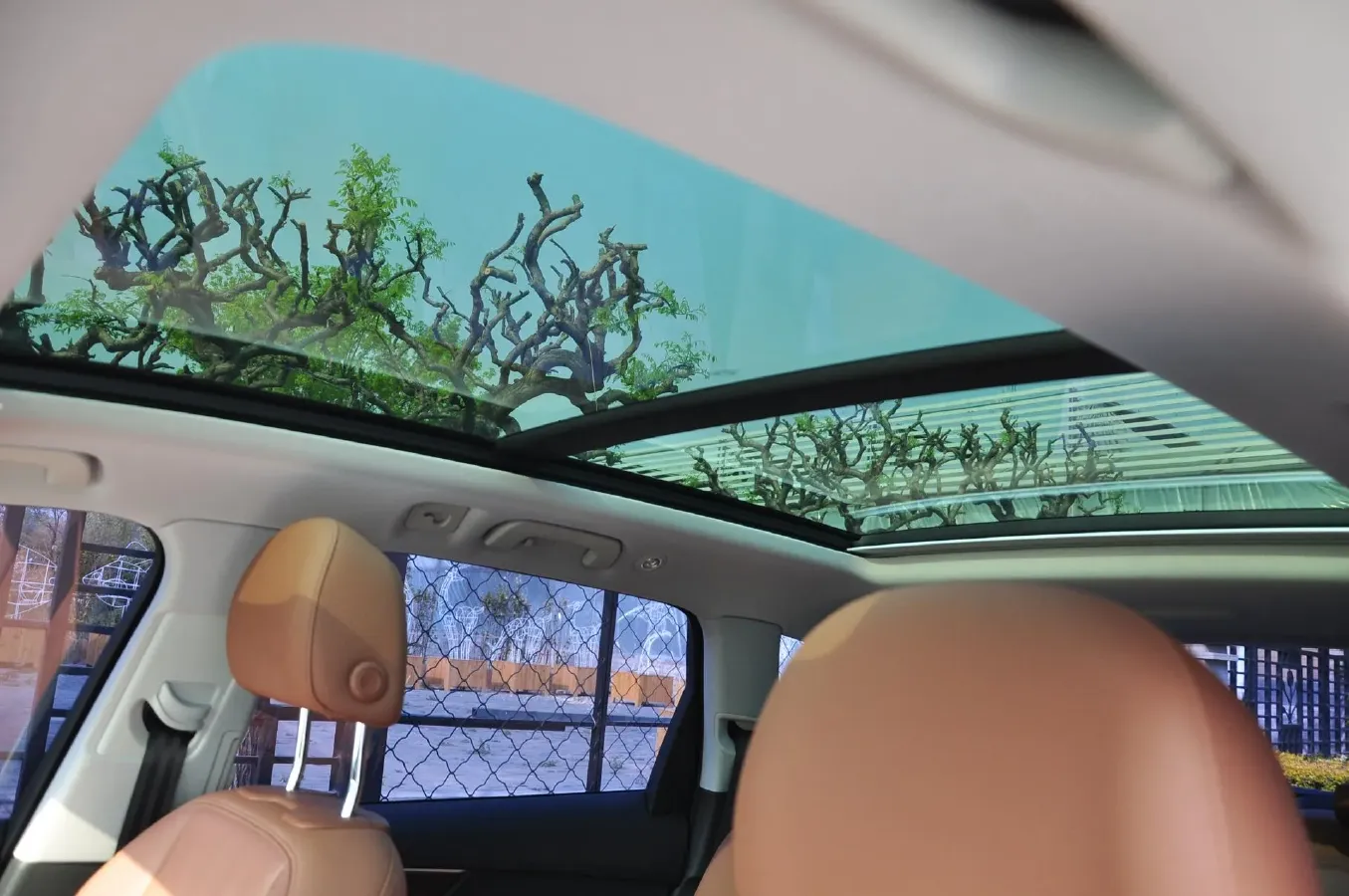 2021 Audi Q7 2.0T 245HP L4 8AT,autocango,china used car exporter,china ev exporter,chinese used car exporter,chinese used ev exporter