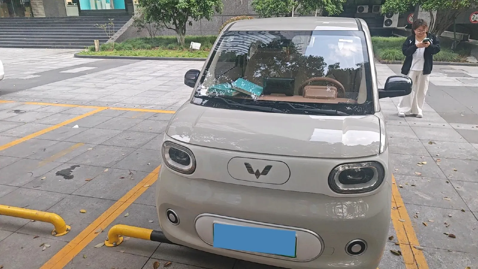 2024 WuLing HongGuang MINI EV BEV 17.3KWH,autocango,china used car exporter,china ev exporter,chinese used car exporter,chinese used ev exporter