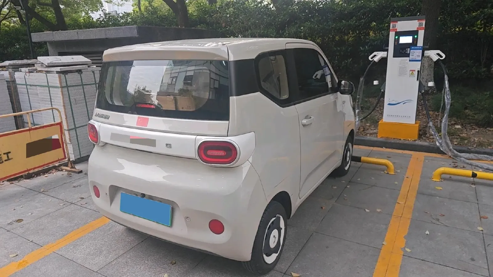 2024 WuLing HongGuang MINI EV BEV 17.3KWH,autocango,china used car exporter,china ev exporter,chinese used car exporter,chinese used ev exporter
