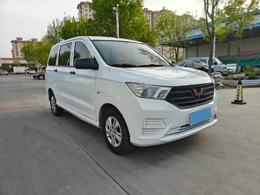 2019 WuLing HongGuang 1.5L 99HP L4 6MT,autocango,china used car exporter,china ev exporter,chinese used car exporter,chinese used ev exporter