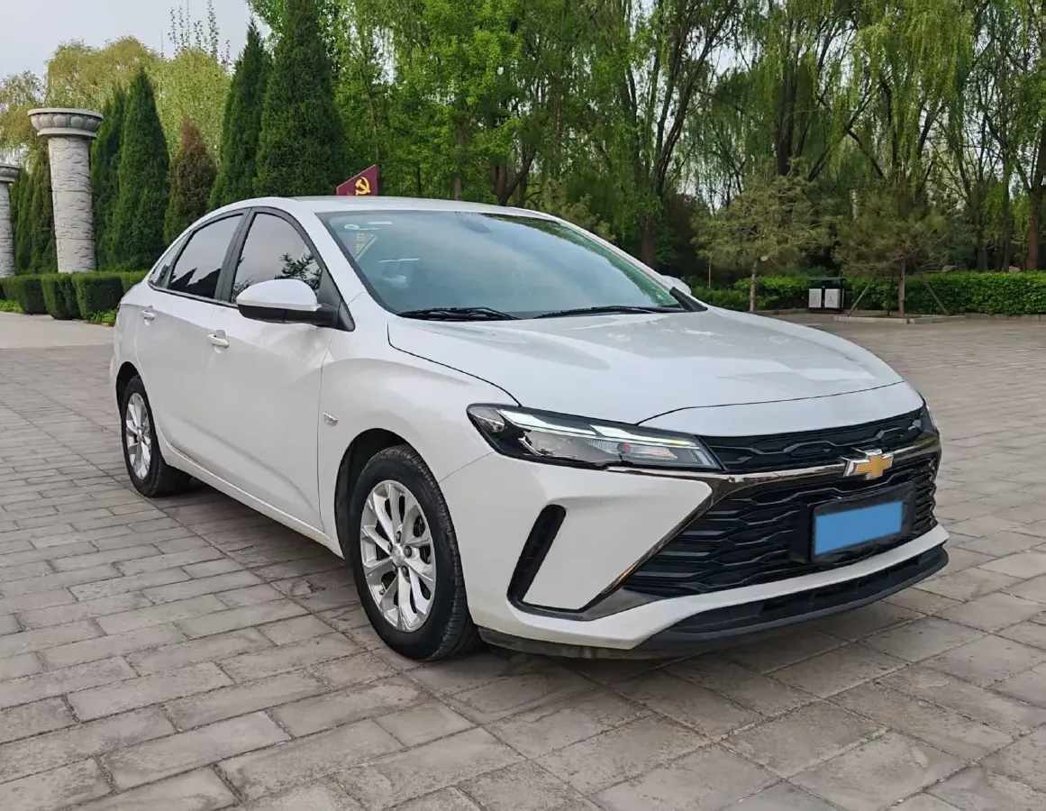 2023 Chevrolet Monza 1.5L 113HP L4 6DCT,autocango,china used car exporter,china ev exporter,chinese used car exporter,chinese used ev exporter