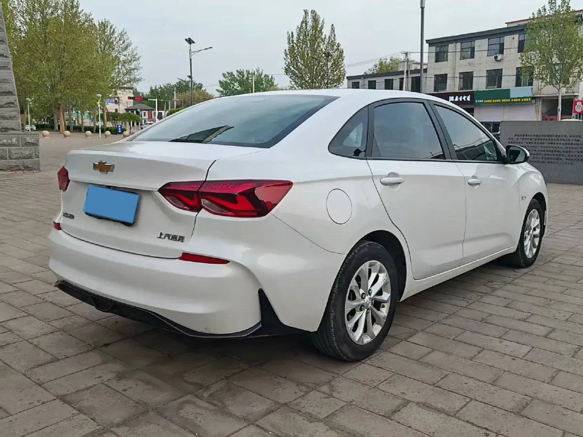 2023 Chevrolet Monza 1.5L 113HP L4 6DCT,autocango,china used car exporter,china ev exporter,chinese used car exporter,chinese used ev exporter