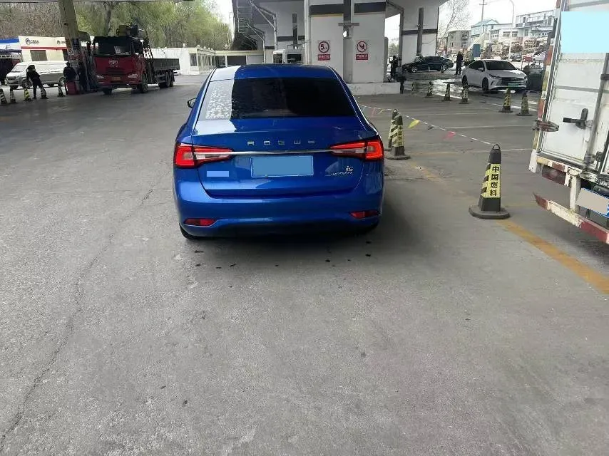 2020 Roewe i5 1.5L 120HP L4 CVT,autocango,china used car exporter,china ev exporter,chinese used car exporter,chinese used ev exporter