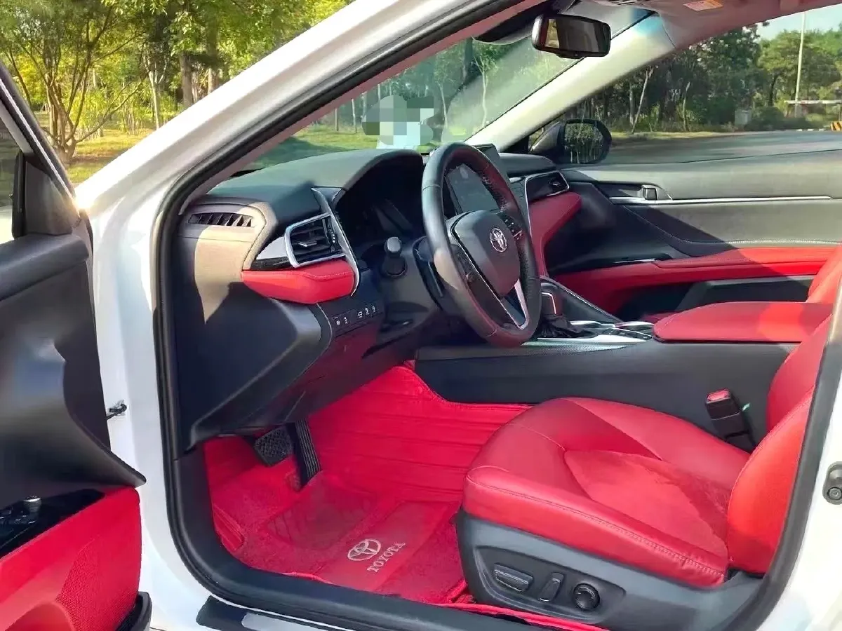 2021 Toyota Camry 2.5L 209HP L4 8AT,autocango,china used car exporter,china ev exporter,chinese used car exporter,chinese used ev exporter