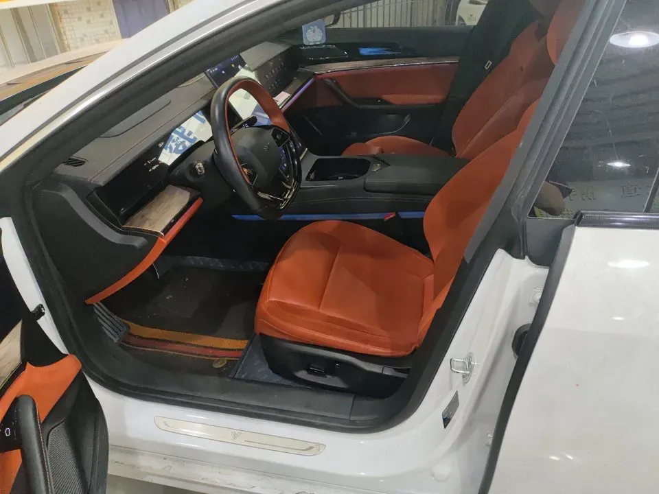 2022 Jeep Grand Commander 2.0T 234HP L4 9AT,autocango,china used car exporter,china ev exporter,chinese used car exporter,chinese used ev exporter