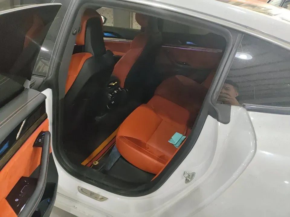 2022 Jeep Grand Commander 2.0T 234HP L4 9AT,autocango,china used car exporter,china ev exporter,chinese used car exporter,chinese used ev exporter