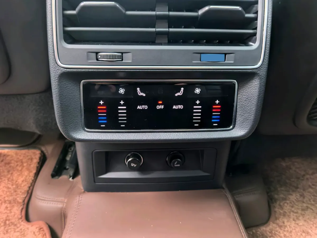 2020 Audi Q7 3.0T 340HP V6 8AT,autocango,china used car exporter,china ev exporter,chinese used car exporter,chinese used ev exporter