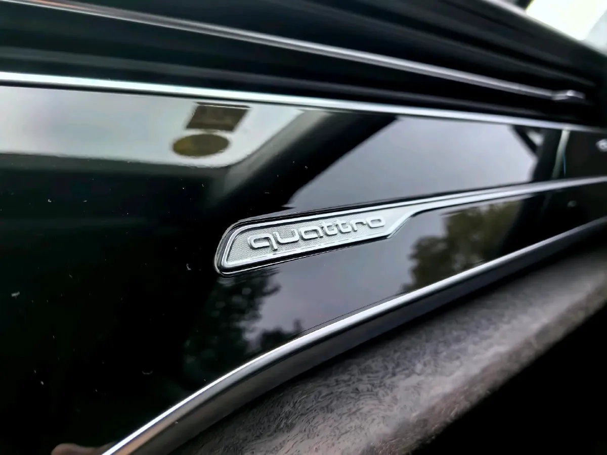 2020 Audi Q7 3.0T 340HP V6 8AT,autocango,china used car exporter,china ev exporter,chinese used car exporter,chinese used ev exporter