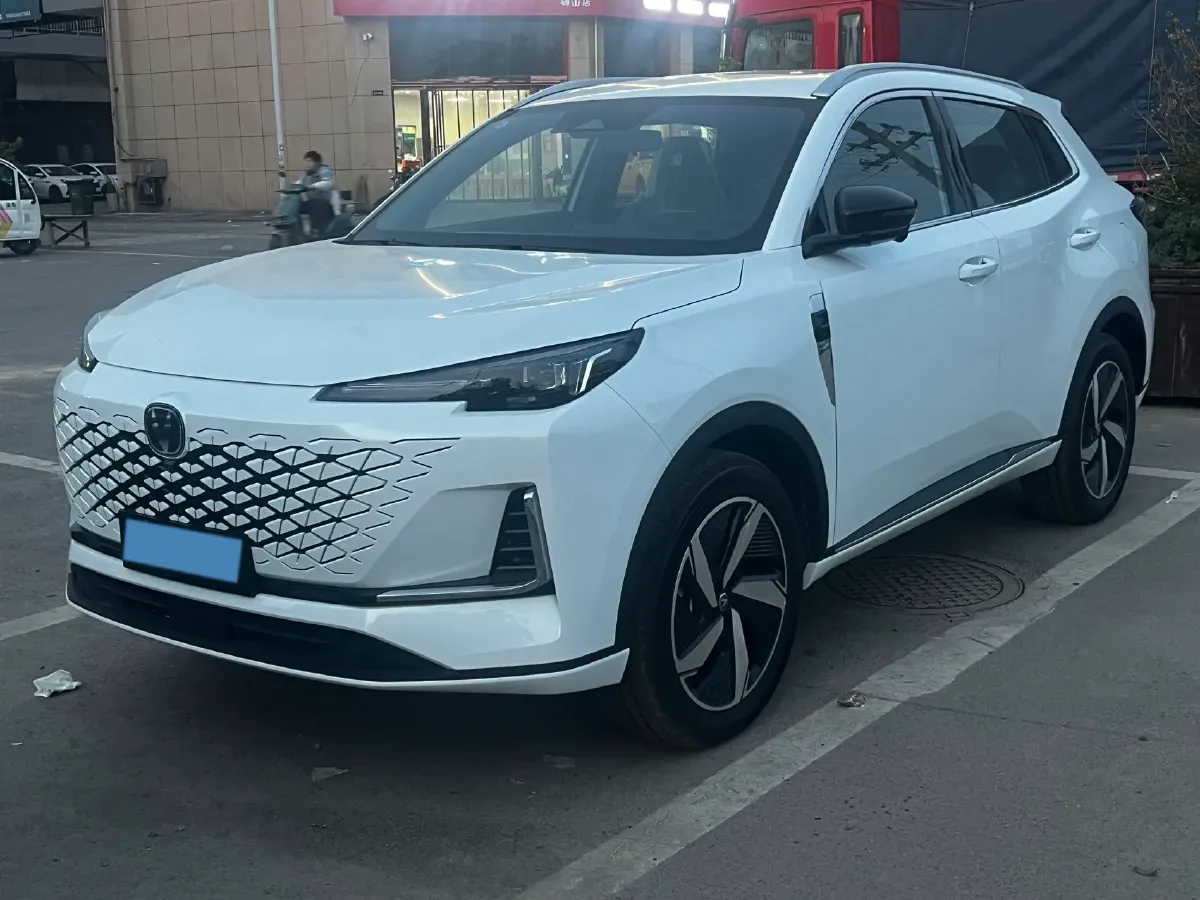 2025 ChangAn CS55 Plus 1.5T 192HP L4 7DCT,autocango,china used car exporter,china ev exporter,chinese used car exporter,chinese used ev exporter