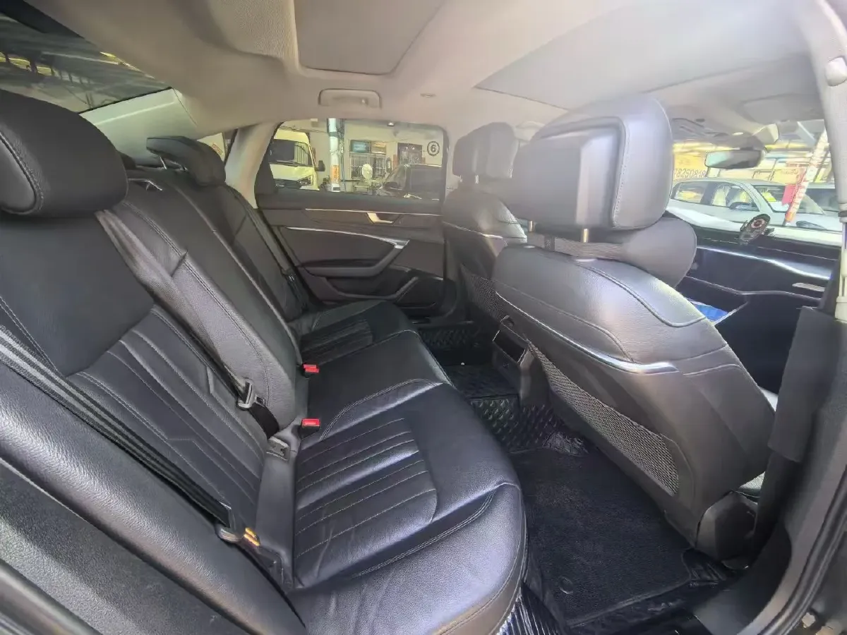 2019 Mercedes-Benz E Class 1.5T 184HP L4 9AT,autocango,china used car exporter,china ev exporter,chinese used car exporter,chinese used ev exporter