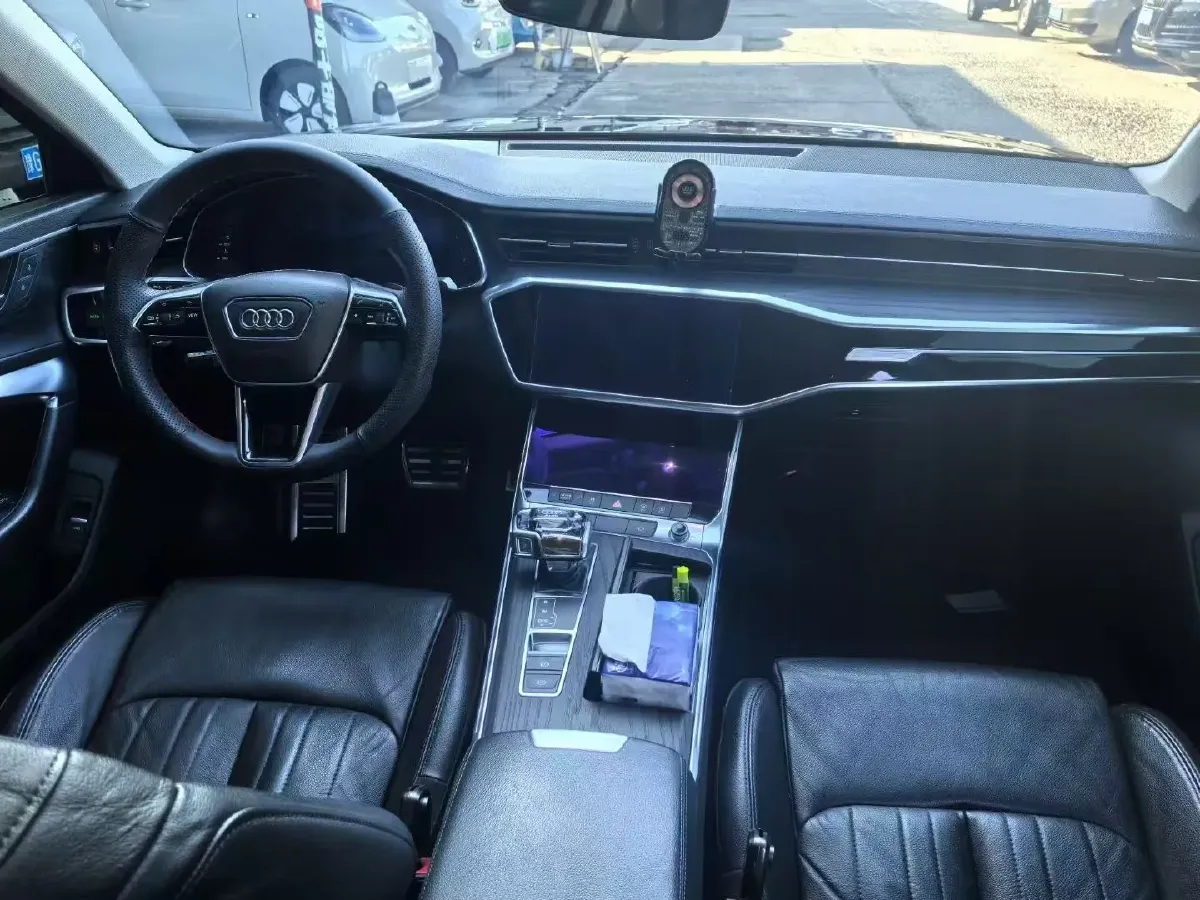 2019 Mercedes-Benz E Class 1.5T 184HP L4 9AT,autocango,china used car exporter,china ev exporter,chinese used car exporter,chinese used ev exporter