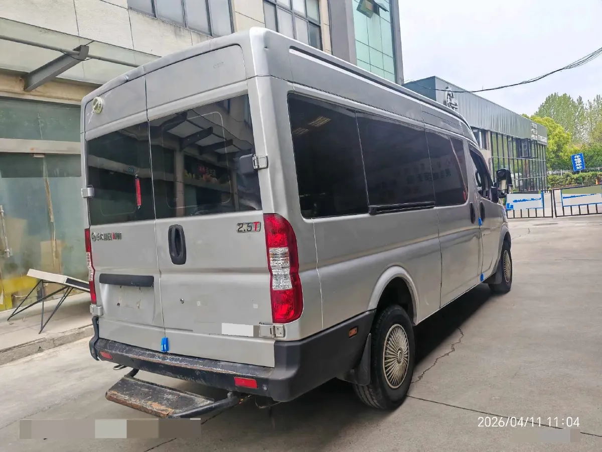2020 DongFeng DFAC YuFeng 2.5T 136HP L4 6MT,autocango,china used car exporter,china ev exporter,chinese used car exporter,chinese used ev exporter