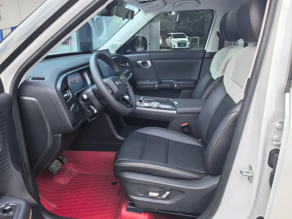 2024 Beijing BJ30 1.5T 188HP L4 7DCT,autocango,china used car exporter,china ev exporter,chinese used car exporter,chinese used ev exporter